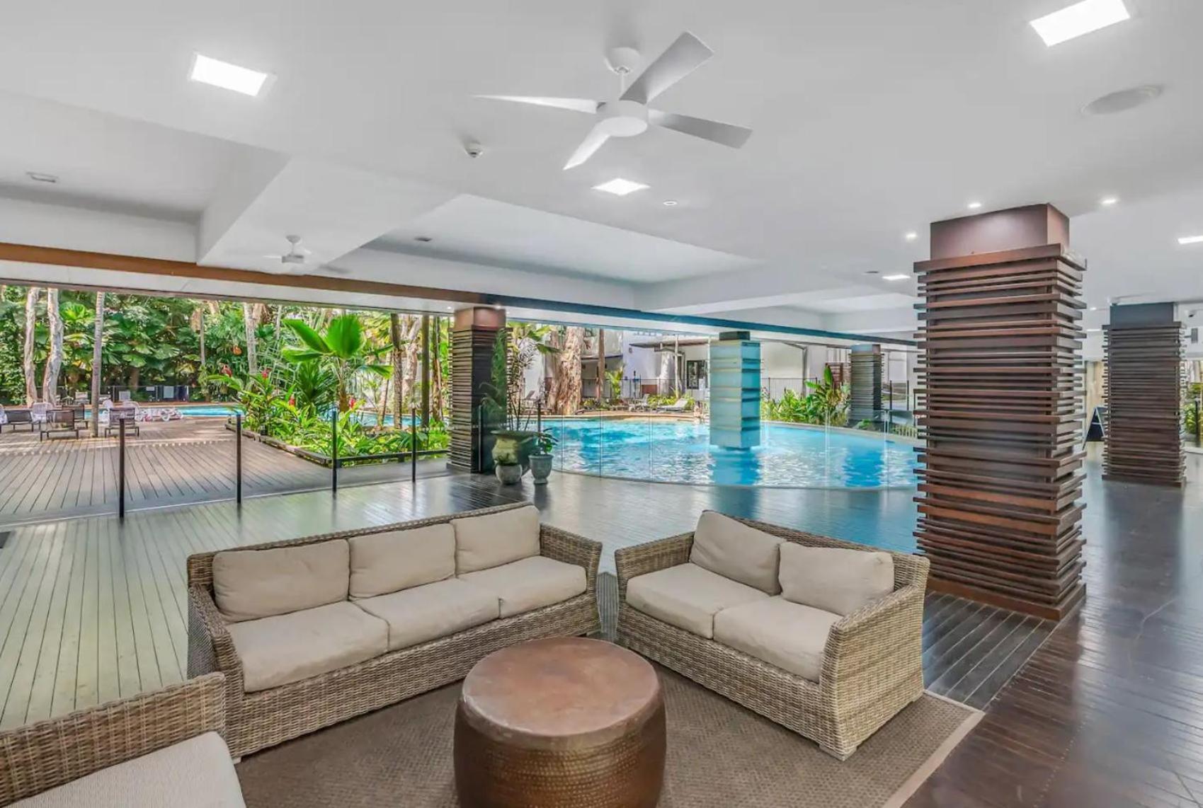 Palm Cove Beachside Apartments - Pool And Garden Views Ngoại thất bức ảnh