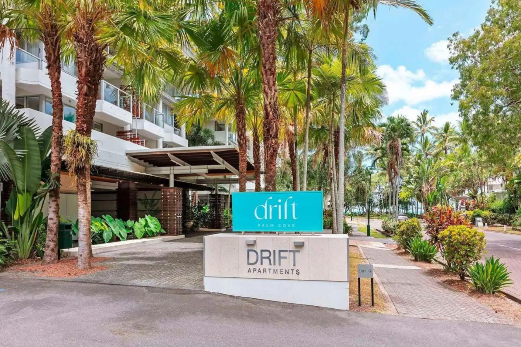 Palm Cove Beachside Apartments - Pool And Garden Views Ngoại thất bức ảnh