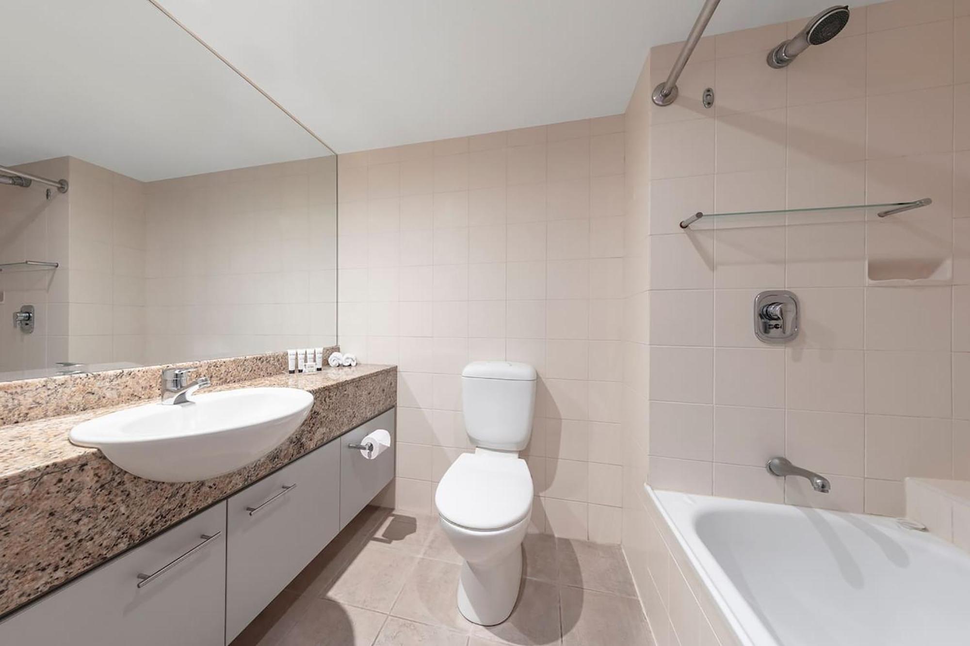 Palm Cove Beachside Apartments - Pool And Garden Views Ngoại thất bức ảnh