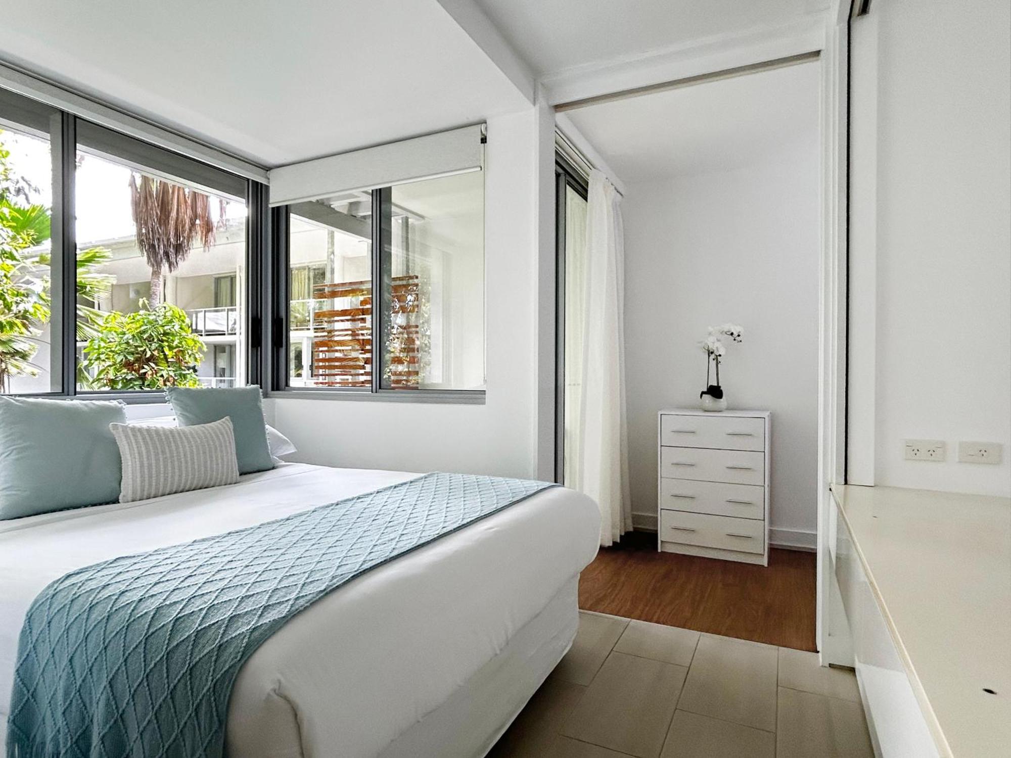 Palm Cove Beachside Apartments - Pool And Garden Views Ngoại thất bức ảnh